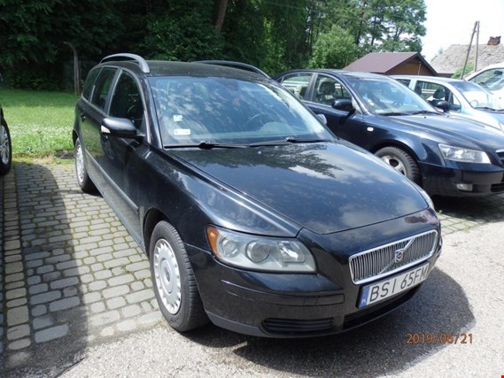 Used Volvo V50 Car for Sale (Auction Premium) | NetBid Industrial Auctions